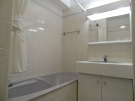 
                                                                                        Location
                                                                                         Studio Metz Quartier impérial, 28m² meublé