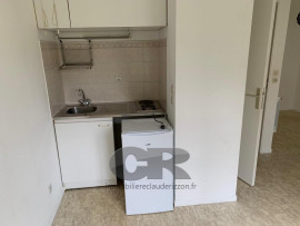 
                                                                                        Location
                                                                                         studio - metz sablon