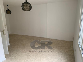 
                                                                                        Location
                                                                                         studio - metz sablon