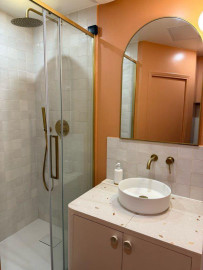 
                                                                                        Location
                                                                                         Studio meublé 17 m² – Paris 17e – Rue Pouchet