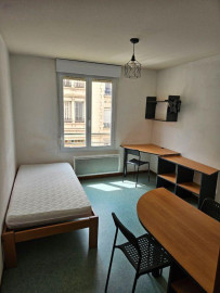 
                                                                                        Location
                                                                                         Studio meublé 18m² proche fac