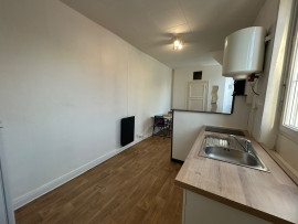 Location
Studio meublé 18m2 à 2min de la gare