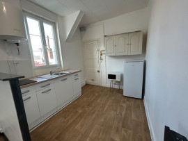 Location
Studio meublé 18m2 à 2min de la gare