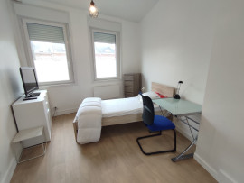 
                                                                                        Location
                                                                                         Studio meublé 19,77 m² Proche CHU Sud