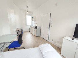 
                                                                                        Location
                                                                                         Studio meublé 19,77 m² Proche CHU Sud