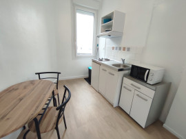 
                                                                                        Location
                                                                                         Studio meublé 19,77 m² Proche CHU Sud