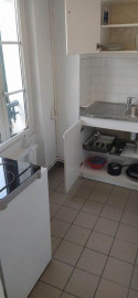 
                                                                                        Location
                                                                                         Studio meublé 20m² calme et propre