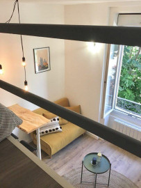 
                                                                                        Location
                                                                                         Studio meublé 20m² lumineux refait à neuf