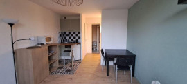 
                                                                                        Location
                                                                                         Studio meublé 21m² - Bordeaux Victoire