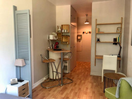 
                                                                                        Location
                                                                                         Studio meublé 21m2