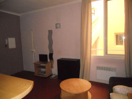 
                                                                                        Location
                                                                                         Studio meuble 21m2 centre aix ideal etudiant iep
