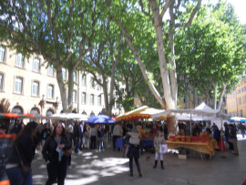 
                                                                                        Location
                                                                                         Studio meuble 21m2 centre aix ideal etudiant iep