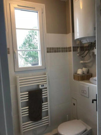 
                                                                                        Location
                                                                                         Studio meublé 23m² loca de longue et courte durée