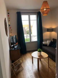
                                                                                        Location
                                                                                         Studio meublé 23m² loca de longue et courte durée