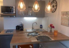 
                                                                                        Location
                                                                                         Studio meublé 23m² proche gare