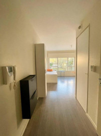 
                                                                                        Location
                                                                                         Studio meublé 23m2