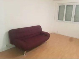 
                                                                                        Location
                                                                                         Studio meublé 24m² quartier résidentiel paisible