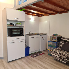 
                                                                                        Location
                                                                                         Studio meublé 26m², hypercentre, calme, internet