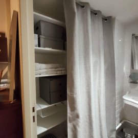 
                                                                                        Location
                                                                                         STUDIO MEUBLE 26m2+Mezzanine 8m2 
+Option Parking