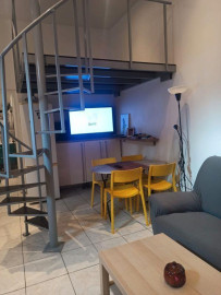 
                                                                                        Location
                                                                                         Studio meublé 30m² avec toutes charges et services