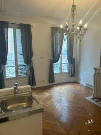
                                                                                        Location
                                                                                         Studio meublé 33 m² Paris 16E