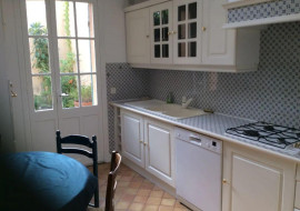 
                                                                                        Location
                                                                                         Studio meublé 42m2 jardin avec terrasse à Aix