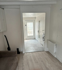Location
studio meuble