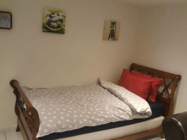 
                                                                                        Location
                                                                                         Studio Meublé