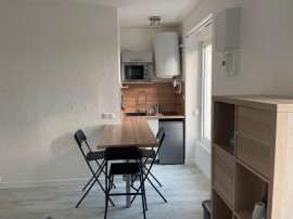 
                                                                                        Location
                                                                                         Studio meublé