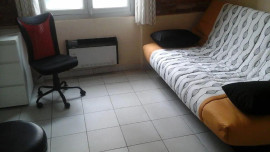 
                                                                                        Location
                                                                                         Studio meublé à louer 18 Mars jusqu'au fin Août