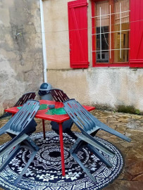 
                                                                                        Location
                                                                                         Studio meuble à louer