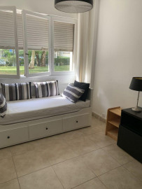 
                                                                                        Location
                                                                                         Studio meublé à louer