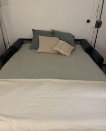 
                                                                                        Location
                                                                                         Studio meublé à louer