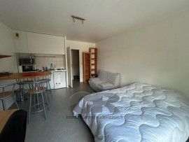 
                                                                                        Location
                                                                                         studio meublé à louer hopital central