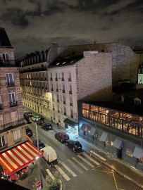 
                                                                                        Location
                                                                                         Studio Meublé à Louer - Paris 15ème