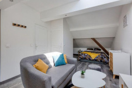 
                                                                                        Location
                                                                                         Studio meublé à Melun