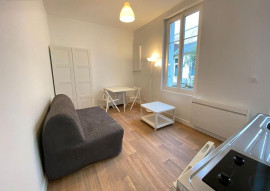 
                                                                                        Location
                                                                                         Studio meublé à Nantes calme