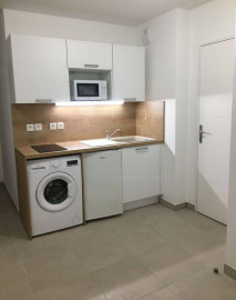 
                                                                                        Location
                                                                                         Studio meublé au centre ville de Levallois