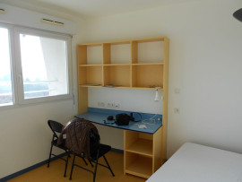 
                                                                                        Location
                                                                                         Studio meublé avec balcon et parking sécurisé