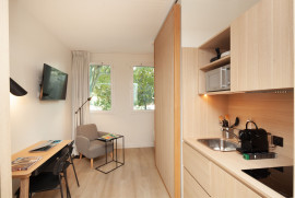 
                                                                                        Location
                                                                                         Studio meublé avec rooftop, jardin, salle de sport, home cinéma et services de ménage et maintenance dans une résidence neuve en coliving (loyer tout inclus)