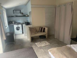 
                                                                                        Location
                                                                                         Studio meublé avec terrasse