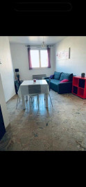
                                                                                        Location
                                                                                         Studio meublé Capelette