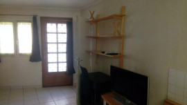 
                                                                                        Location
                                                                                         Studio meuble centre de Mazargues