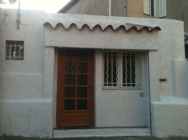 
                                                                                        Location
                                                                                         Studio meuble centre de Mazargues