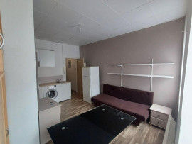 
                                                                                        Location
                                                                                         Studio meublé centre ville