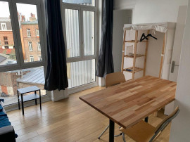 
                                                                                        Location
                                                                                         Studio meublé, centre ville Lille
