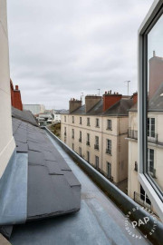 
                                                                                        Location
                                                                                         Studio meublé Cosy 20 m² – Hypercentre Nantes –