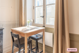 
                                                                                        Location
                                                                                         Studio meublé dans le centre de Bordeaux quartier Saint Paul