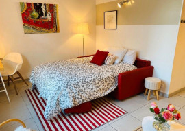 
                                                                                        Location
                                                                                         Studio meublé de 25 m2