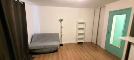 
                                                                                        Location
                                                                                         Studio meublé de 26m2 refait à neuf